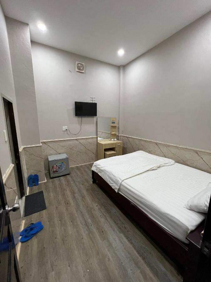 Golf Star Hotel Chi Khu Co Ong 外观 照片