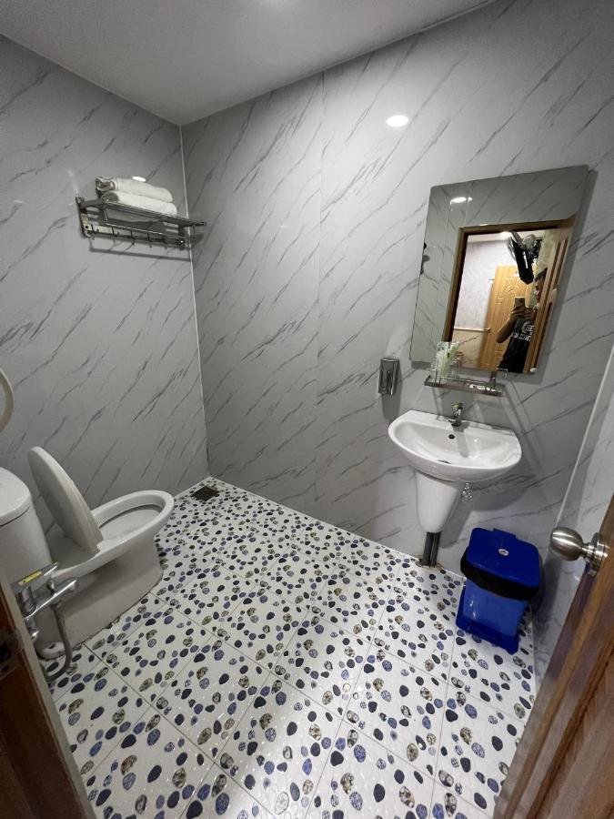 Golf Star Hotel Chi Khu Co Ong 外观 照片