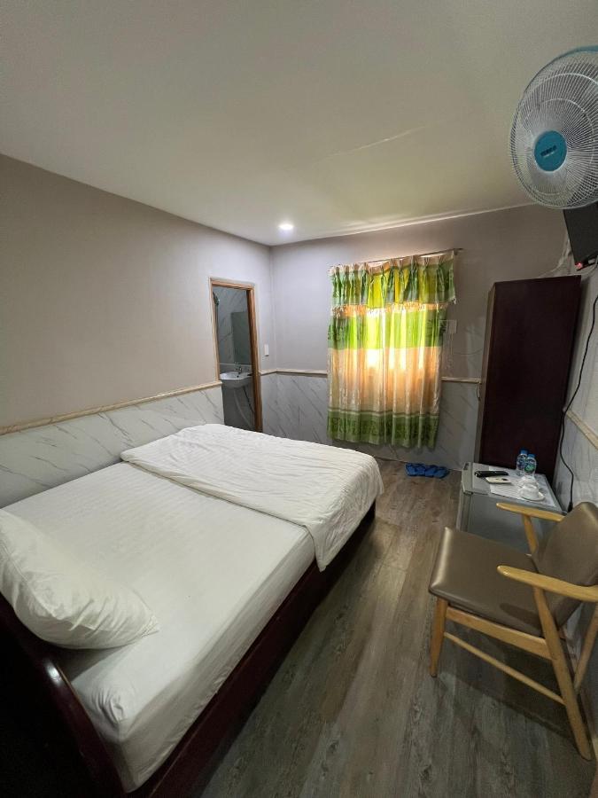 Golf Star Hotel Chi Khu Co Ong 外观 照片